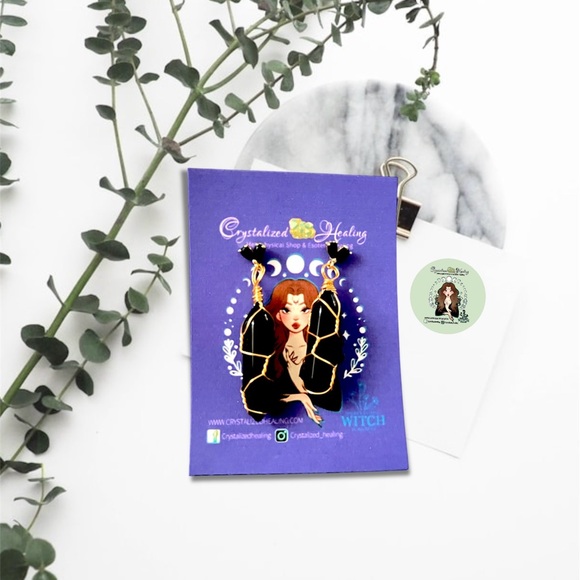 Wire-Wrapped Crystal Points Birthstone Earrings - Picture 4 of 7